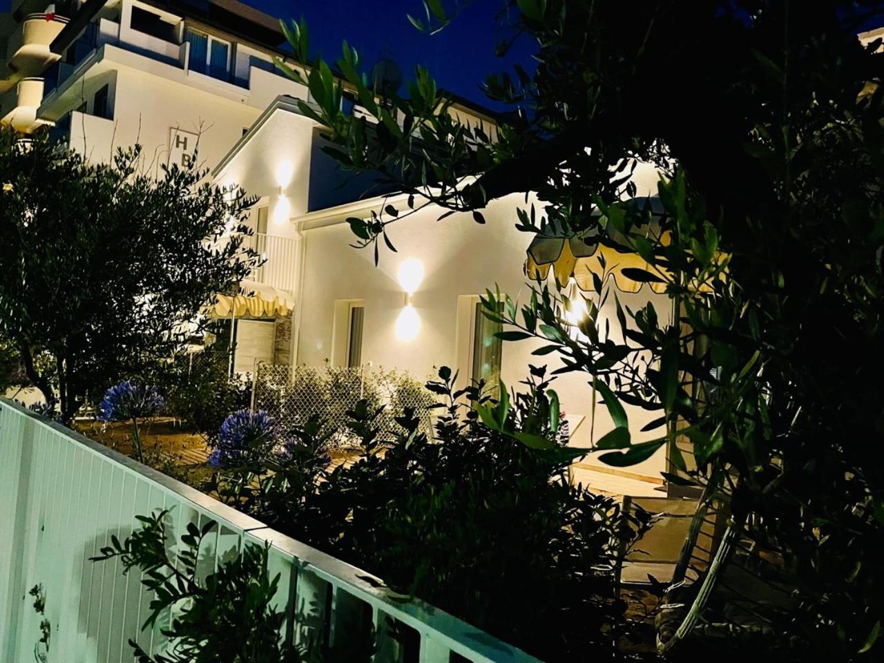 Villa Le Agavi Luxory Beach Surfhouse Bellaria-Igea Marina Exteriér fotografie